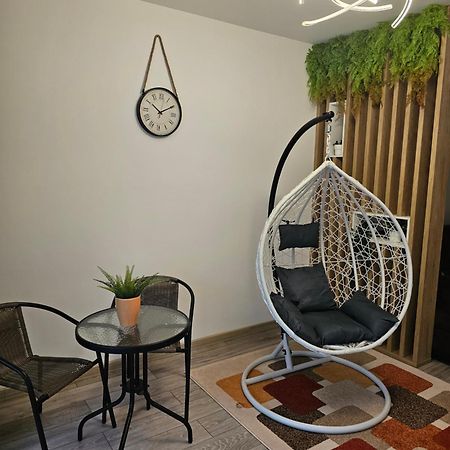 Ewa Green Towers Pitesti Bagian luar foto