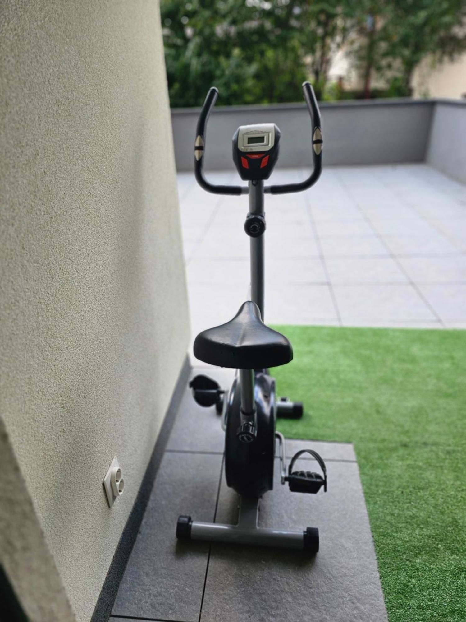 Ewa Green Towers Pitesti Ruang foto